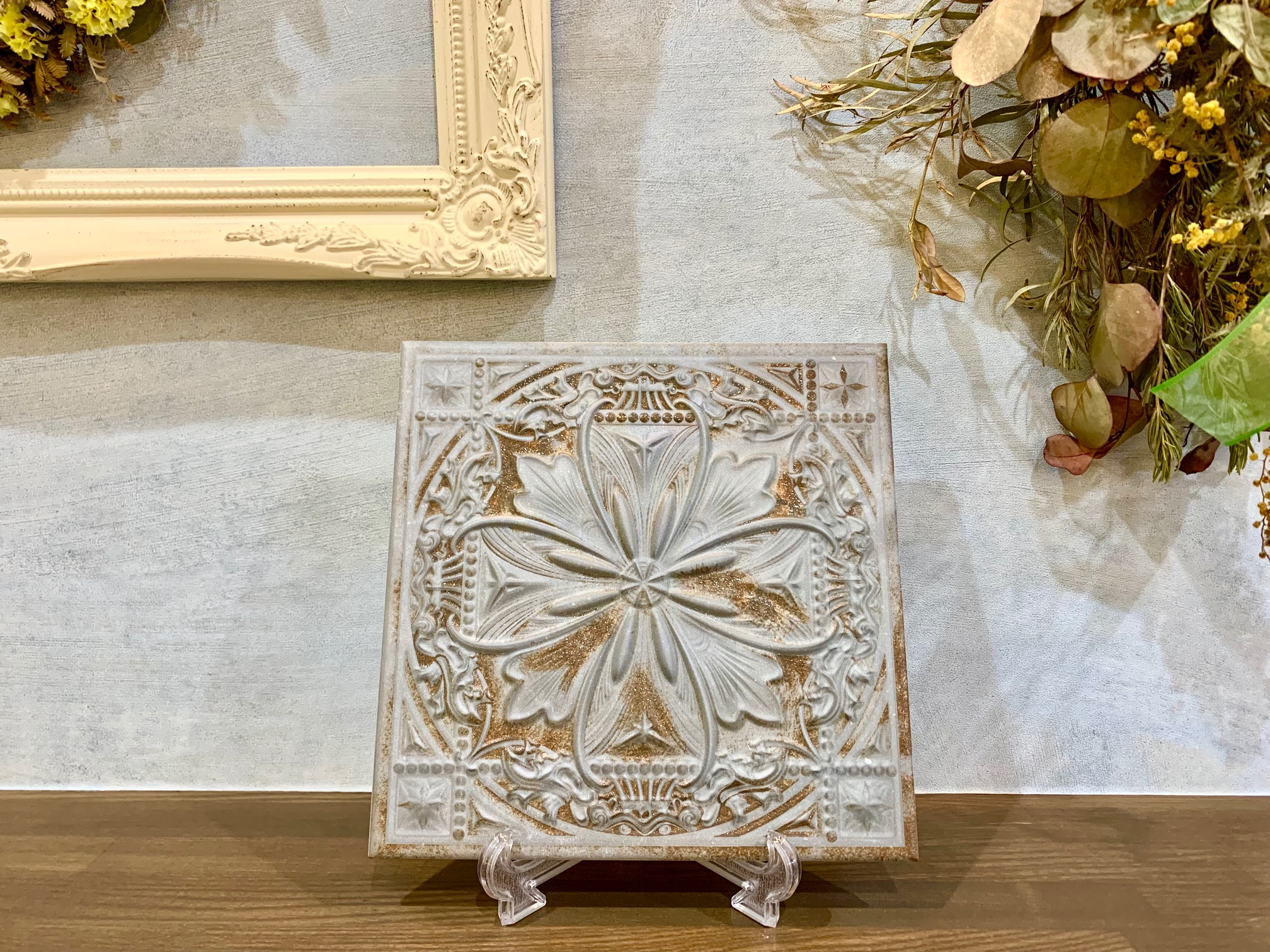 タイルを身近で楽しむ | 読みもの | クワザワ リフォーム